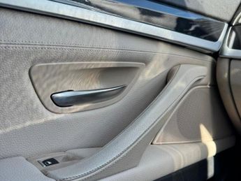 BMW 5 SERIES 2.0 520d SE Touring 5dr Diesel Auto Euro 6 (s/s) (190 ps)