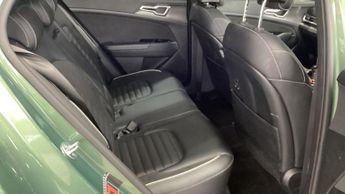 KIA SPORTAGE 1.6 T-GDi 13.8kWh GT-Line S SUV 5dr Petrol Plug-in Hybrid Auto A