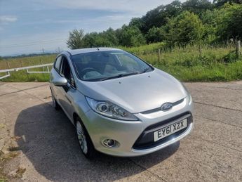 Ford Fiesta 1.4 TDCi DPF Titanium Hatchback 5dr Diesel Manual (107 g/km, 69 