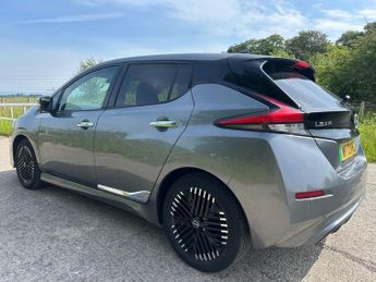 NISSAN LEAF 39kWh N-Connecta Hatchback 5dr Electric Auto (150 ps)