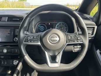NISSAN LEAF 39kWh N-Connecta Hatchback 5dr Electric Auto (150 ps)