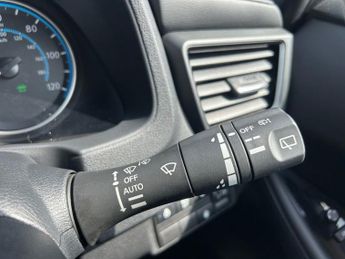 NISSAN LEAF 39kWh N-Connecta Hatchback 5dr Electric Auto (150 ps)