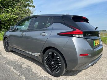NISSAN LEAF 39kWh N-Connecta Hatchback 5dr Electric Auto (150 ps)