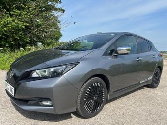 NISSAN LEAF 39kWh N-Connecta Hatchback 5dr Electric Auto (150 ps)