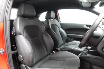 AUDI A1 1.4 TFSI S line Hatchback 3dr Petrol S Tronic Euro 5 (s/s) (122 