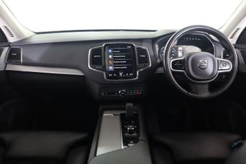VOLVO XC90 2.0 B5 MHEV Momentum Auto 4WD Euro 6 (s/s) 5dr
