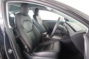 TESLA Model 3 Auto RWD 4dr