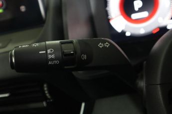 NISSAN QASHQAI 1.3 DIG-T MHEV N-Connecta XTRON Euro 6 (s/s) 5dr