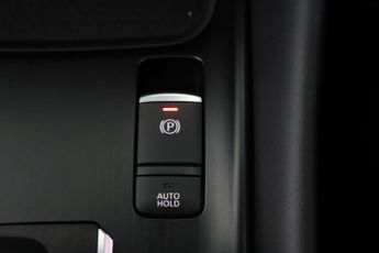 NISSAN QASHQAI 1.3 DIG-T MHEV N-Connecta XTRON Euro 6 (s/s) 5dr