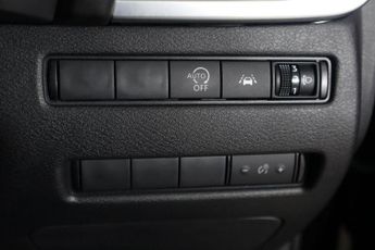 NISSAN QASHQAI 1.3 DIG-T MHEV N-Connecta XTRON Euro 6 (s/s) 5dr