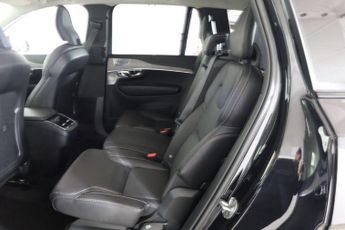 VOLVO XC90 2.0 B5 MHEV Ultimate Dark Auto 4WD Euro 6 (s/s) 5dr