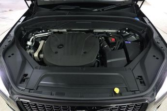 VOLVO XC90 2.0 B5 MHEV Ultimate Dark Auto 4WD Euro 6 (s/s) 5dr