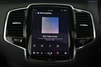 VOLVO XC90 2.0 B5 MHEV Ultimate Dark Auto 4WD Euro 6 (s/s) 5dr