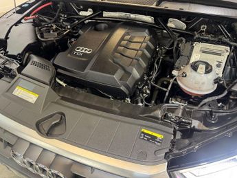 AUDI Q5 2.0 TDI S line SUV 5dr Diesel S Tronic quattro Euro 6 (s/s) (190