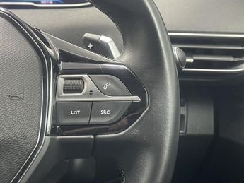 PEUGEOT 3008 1.2 PureTech Allure Premium SUV 5dr Petrol EAT Euro 6 (s/s) (130