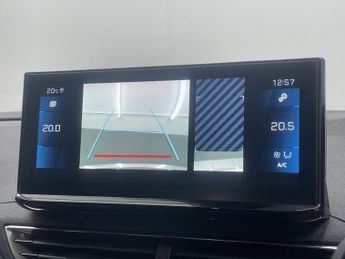PEUGEOT 3008 1.2 PureTech Allure Premium SUV 5dr Petrol EAT Euro 6 (s/s) (130