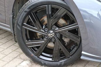 VOLKSWAGEN POLO 1.0 TSI R-LINE 5 DOOR