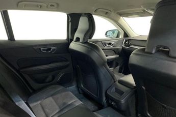 VOLVO V60 2.0 D4 Momentum Estate 5dr Diesel Auto Euro 6 (s/s) (190 ps) Rea