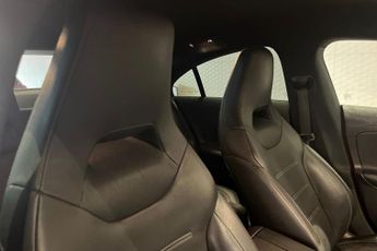 MERCEDES-BENZ CLA 1.3 CLA200 AMG Line Coupe 4dr Petrol 7G-DCT Euro 6 (s/s) (163 ps