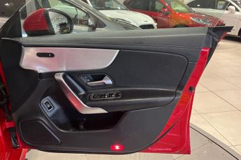 MERCEDES-BENZ CLA 1.3 CLA200 AMG Line Coupe 4dr Petrol 7G-DCT Euro 6 (s/s) (163 ps