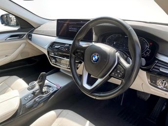 BMW 5 SERIES 2.0 530e 12kWh SE Touring 5dr Petrol Plug-in Hybrid Steptronic E