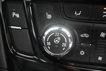 VAUXHALL MOKKA X 1.4i Turbo Elite SUV 5dr Petrol Auto Euro 6 (140 ps)