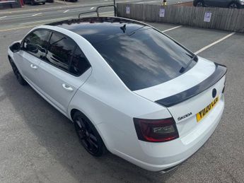 SKODA OCTAVIA 2.0 TSI GPF vRS Hatchback 5dr Petrol DSG Euro 6 (s/s) (245 ps)