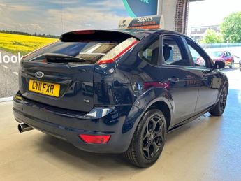 FORD FOCUS 1.6 Sport Hatchback 5 Door Petrol Automatic Blue 