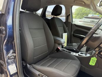FORD FOCUS 1.6 Sport Hatchback 5 Door Petrol Automatic Blue 