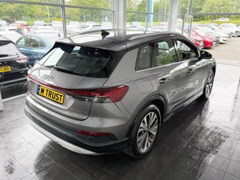 AUDI Q4 E-TRON 40 Sport SUV 5dr Electric Auto 82kWh (204 ps) 1 FORMER OWNER! 