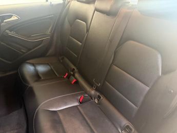 MERCEDES-BENZ A-CLASS 1.5 A180d Sport (Executive) Hatchback 5dr Diesel 7G-DCT Euro 6 (