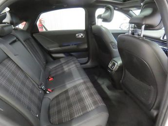 HYUNDAI IONIQ 6 77.4kWh First Edition Saloon 4dr Electric Auto AWD (325 ps)