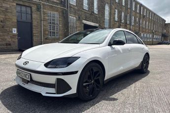 HYUNDAI IONIQ 6 77.4kWh First Edition Saloon 4dr Electric Auto AWD (325 ps)