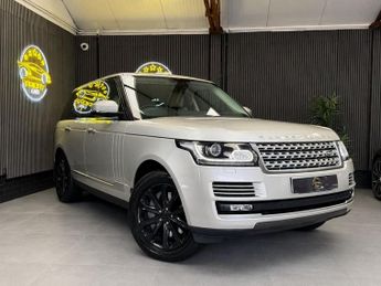 Land Rover Range Rover 4.4 SD V8 Vogue SE SUV 5dr Diesel Auto 4WD Euro 5 (339 ps)