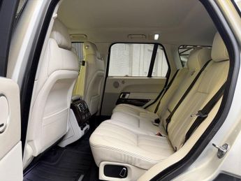 LAND ROVER RANGE ROVER 4.4 SD V8 Vogue SE SUV 5dr Diesel Auto 4WD Euro 5 (339 ps)