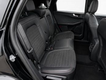FORD KUGA 2.5 EcoBoost Duratec 14.4kWh ST-Line X First Edition SUV 5dr Pet