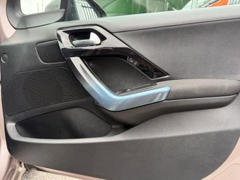 PEUGEOT 208 1.6 e-HDi Allure Hatchback 5dr Diesel Manual Euro 5 (s/s) (92 ps