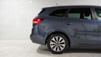 KIA CEED 1.6 CRDi 3 Sportswagon 5dr Diesel DCT Euro 6 (s/s) (134 bhp)