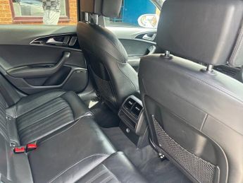AUDI A6 AVANT 2.0 TDI ultra Black Edition Estate 5dr Diesel S Tronic Euro 6 (s