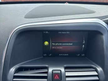 VOLVO XC60 2.0 D4 R-Design Nav SUV 5dr Diesel Auto Euro 6 (s/s) (190 ps)