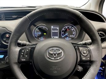 TOYOTA YARIS 1.5 VVT-h Icon Hatchback 5dr Petrol Hybrid E-CVT Euro 6 (s/s) (1