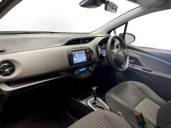 TOYOTA YARIS 1.5 VVT-h Icon Hatchback 5dr Petrol Hybrid E-CVT Euro 6 (s/s) (1