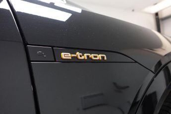 AUDI E-TRON 50 Black Edition SUV 5dr Electric Auto quattro 71.2kWh (313 ps)