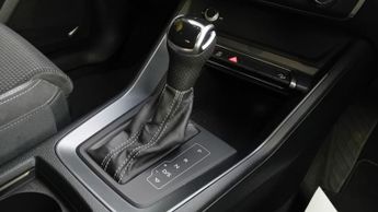 AUDI Q3 1.5 TFSI CoD 35 Black Edition SUV 5dr Petrol S Tronic Euro 6 (s/