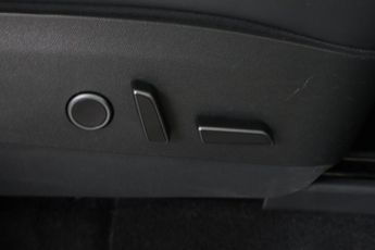 TESLA MODEL Y (Dual Motor) Performance Auto 4WDE 5dr