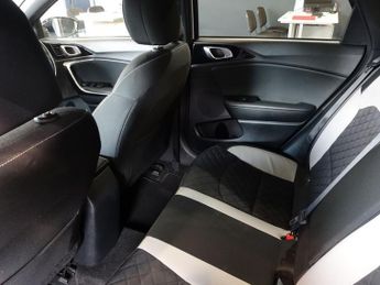 KIA CEED 1.4 T-GDi GT-Line Hatchback 5dr Petrol DCT Euro 6 (s/s) (138 bhp