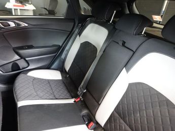 KIA CEED 1.4 T-GDi GT-Line Hatchback 5dr Petrol DCT Euro 6 (s/s) (138 bhp
