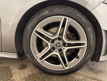 MERCEDES-BENZ A-CLASS 1.3 A200 AMG Line Hatchback 5dr Petrol 7G-DCT Euro 6 (s/s) (163 