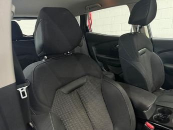 RENAULT KADJAR 1.5 dCi Expression + SUV 5dr Diesel EDC Euro 6 (s/s) (110 ps)