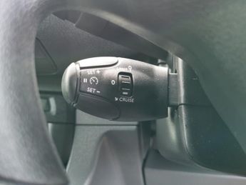 PEUGEOT E-EXPERT e 1000 75kWh Professional Long Panel Van 6dr Electric Auto LWB (